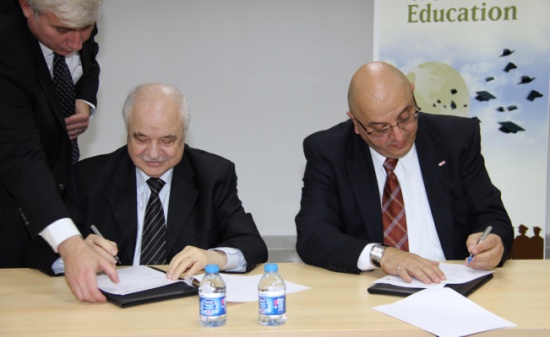 جامعة طلال أبوغزاله توقع مذكرة تفاهم  مع جامعة بولينغ جرين الحكومية